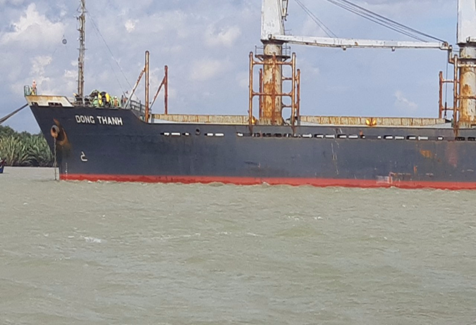 MV DONG THANH (30,000 DWT) DISCHARGING 28,000 MT SLAG